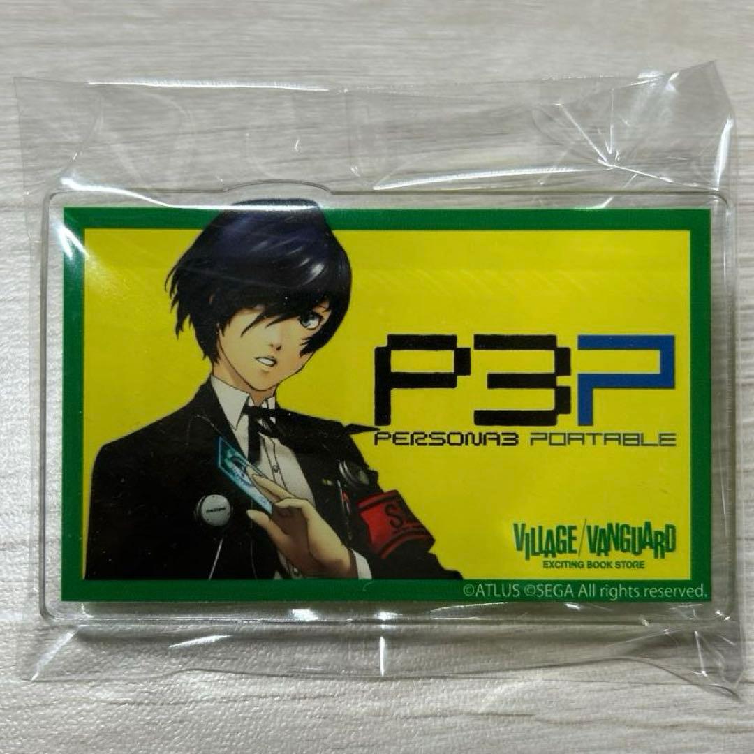 P3 ペルソナ3 主人公 結城理 アクリルバッジ ヴィレッジヴァンガード 戦闘服