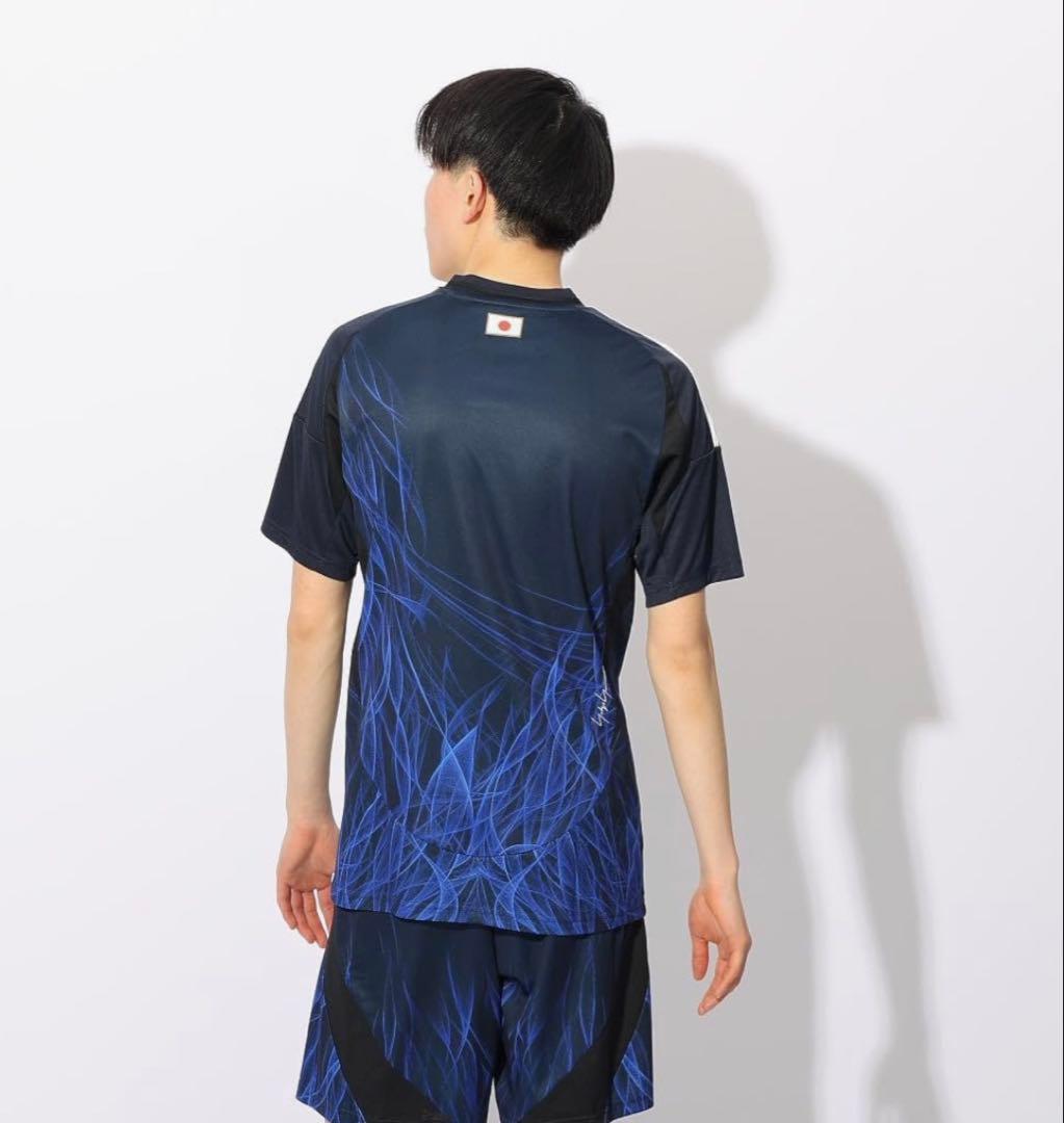 【adidas　アディダス　サッカー　ユニフォーム　2024　Lサイズ】