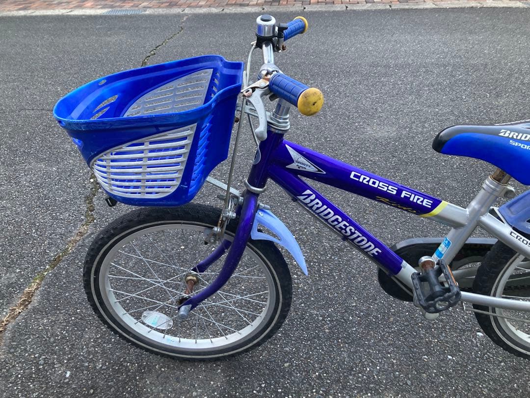 BRIDGESTONE CROSS FIRE クロスファイヤーキッズ　18インチ