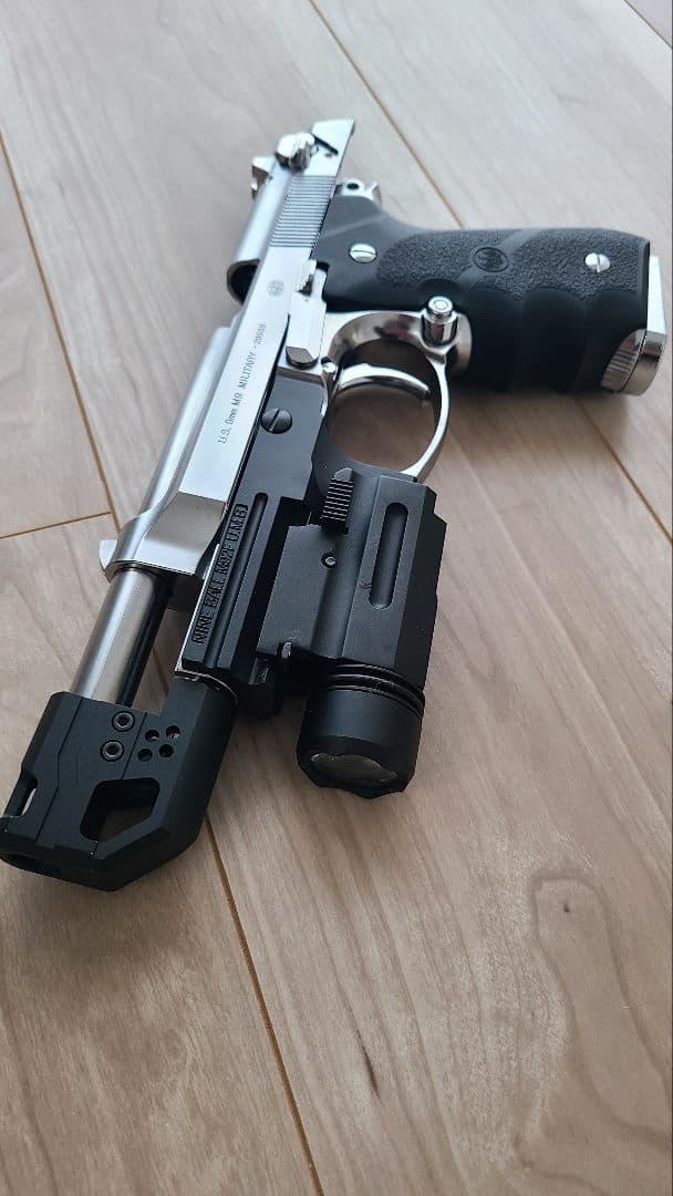 東京マルイ　M92F クロムステンレス ガスガン