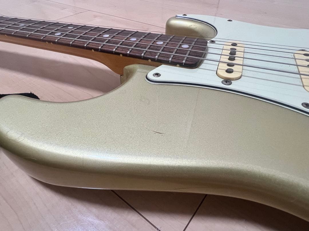 Fender Japan Stratocaster ゴールド