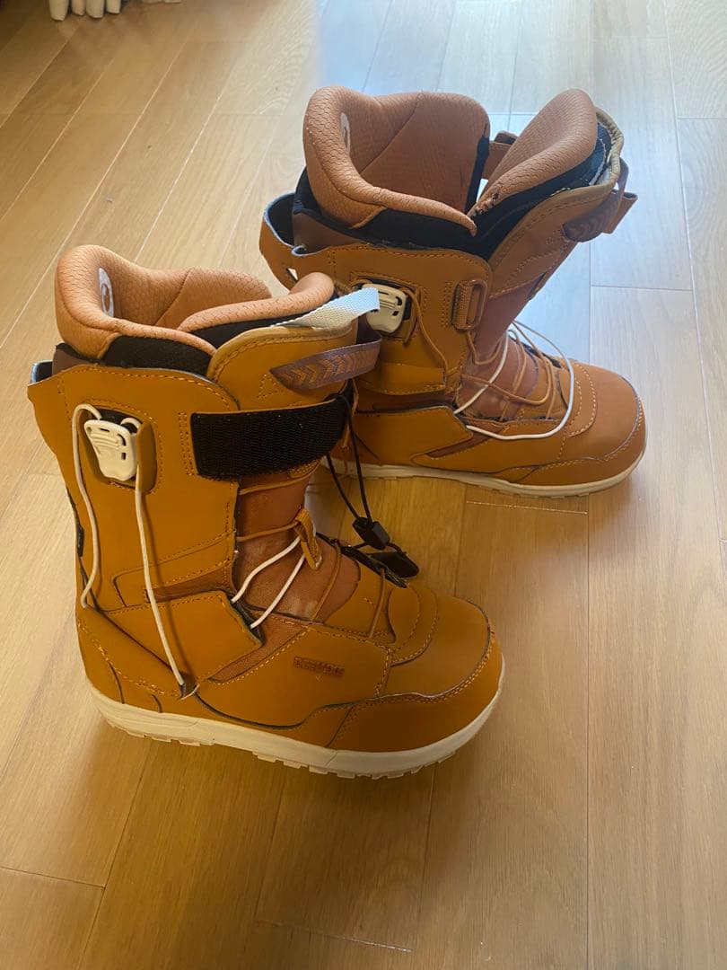 deeluxe ディーラックス　deemon デーモン　ブーツ　バートン