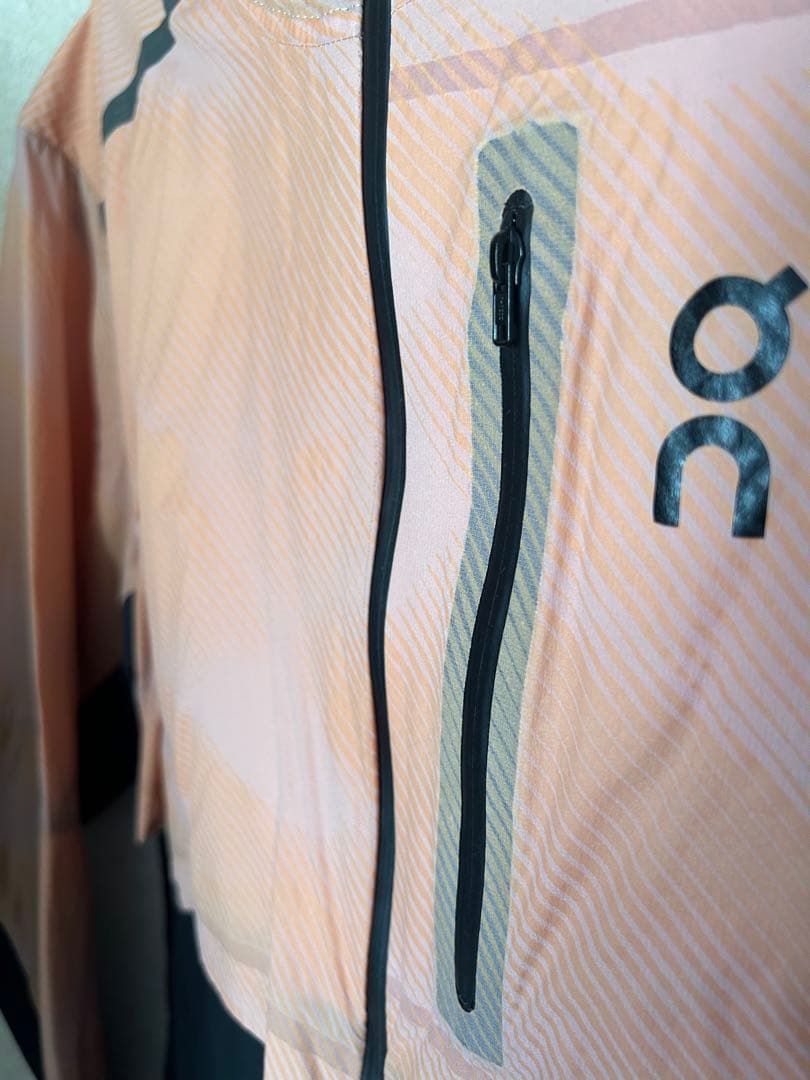 オン On ウインドブレーカー ジャケット トレーニング Lサイズ