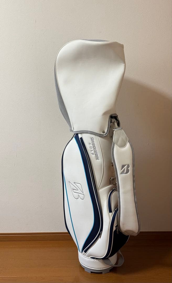 （美品）ブリヂストン キャディバッグ レディース　ホワイト/ネイビー（送料込み）