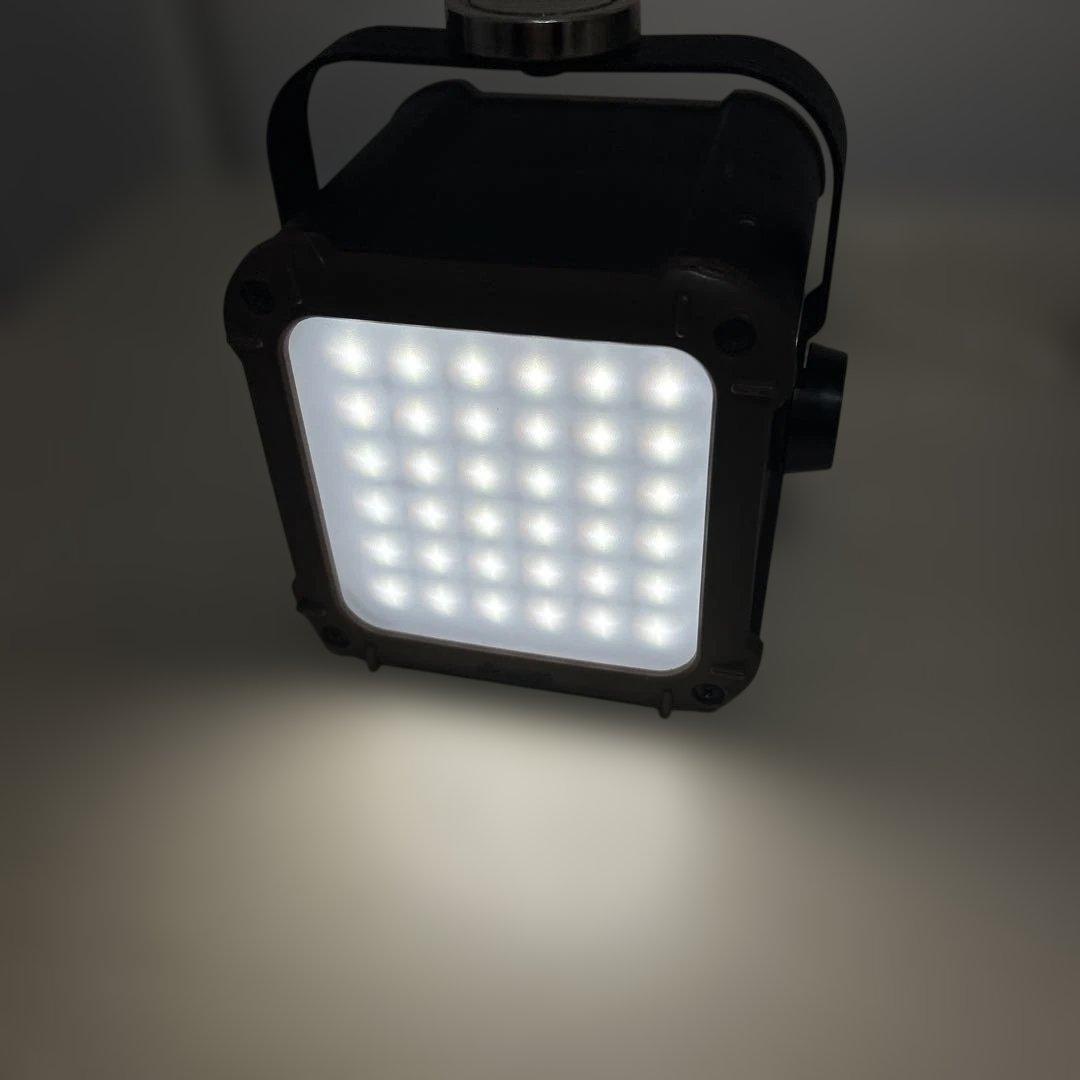 ライト・ランタン LOGOS POWER STOCK LANTERN 5600