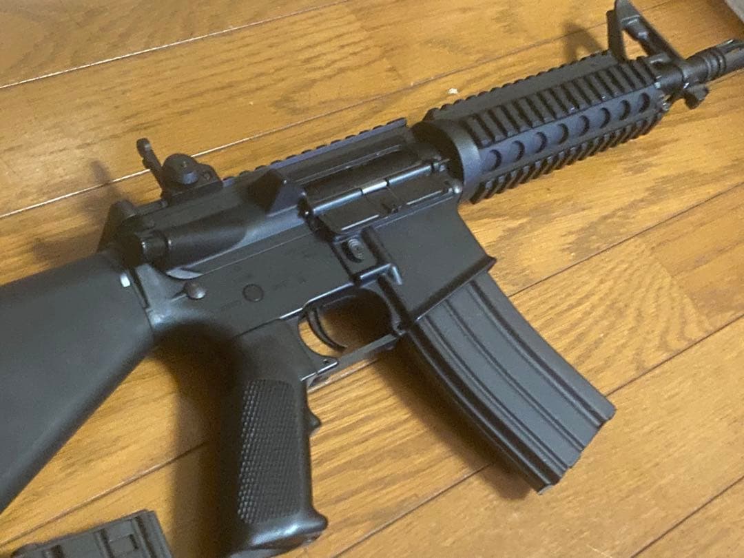 東京マルイ　M4 CRW ハイサイクル電動ガン