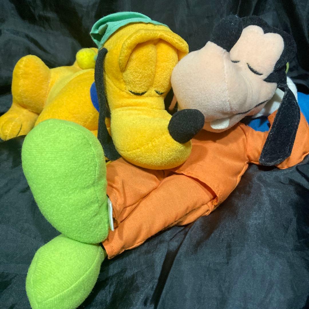 ディズニー　プルート ぬいぐるみ ポンポン付き 激レア