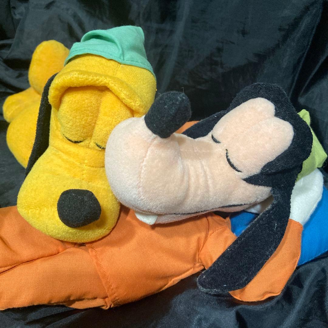 ディズニー　プルート ぬいぐるみ ポンポン付き 激レア