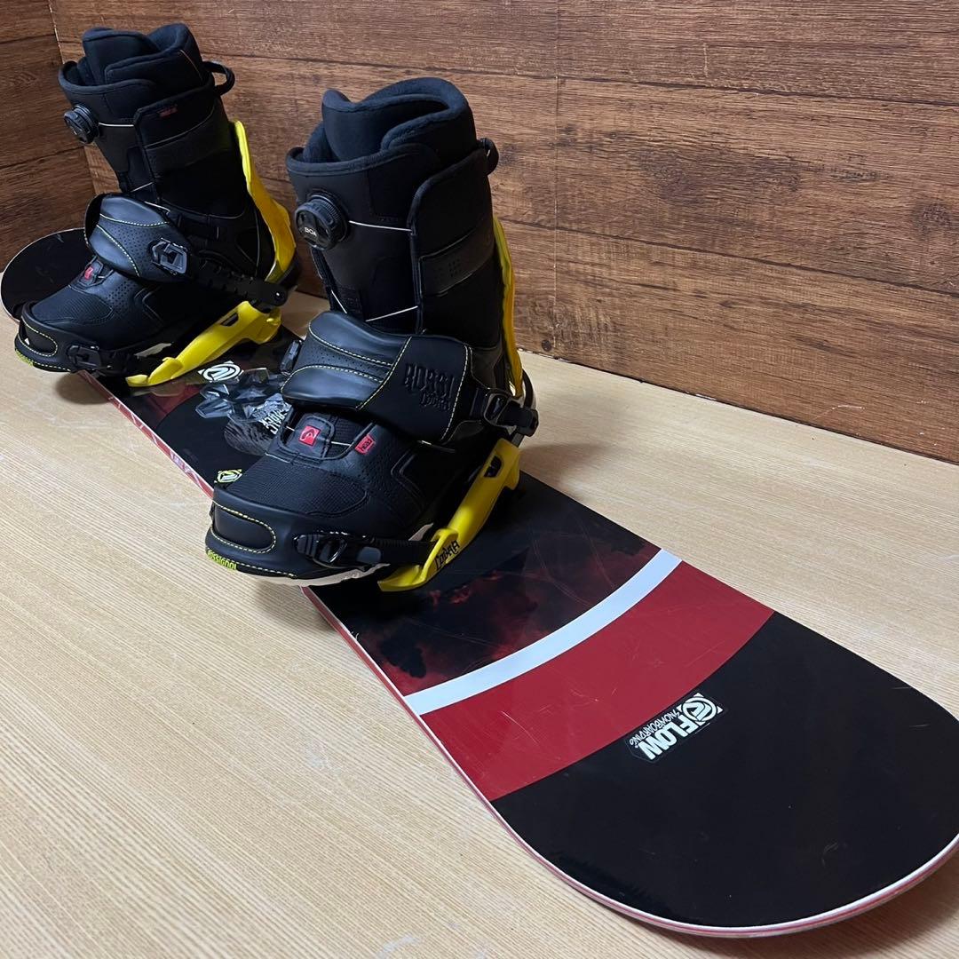 美品　FLOW フロー　メンズ スノーボード ３点　ダブルキャンバー　値下げ不可