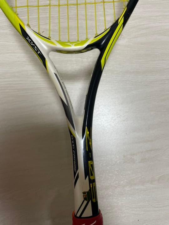 ミズノ　テニスラケット　ラケット