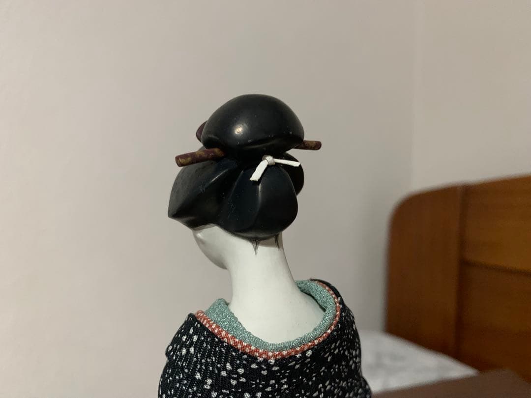 人形作家　片桐　信　人形作品　人間国宝　堀柳女師事