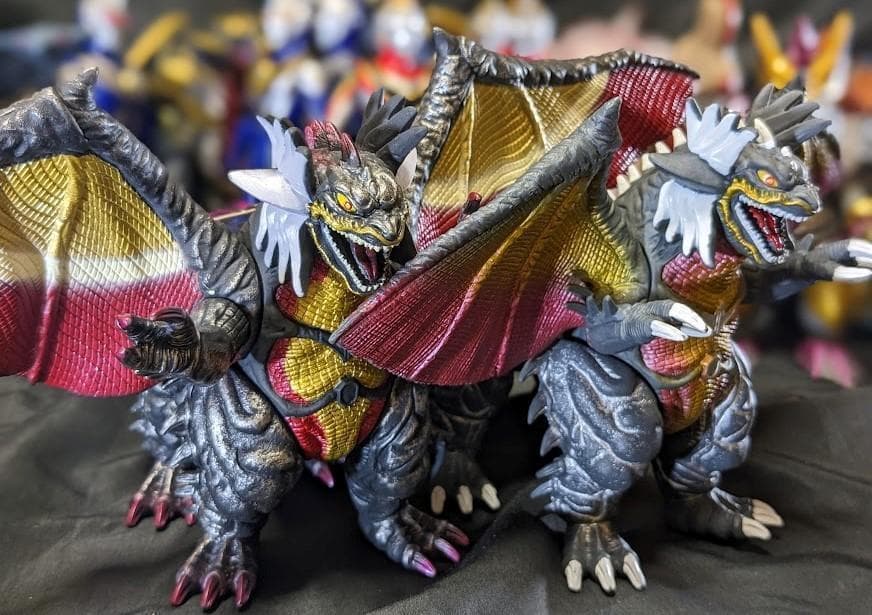 ウルトラマンガイア＆登場怪獣・宇宙人（バンダイ）ソフビフィギュア26体セット＋2