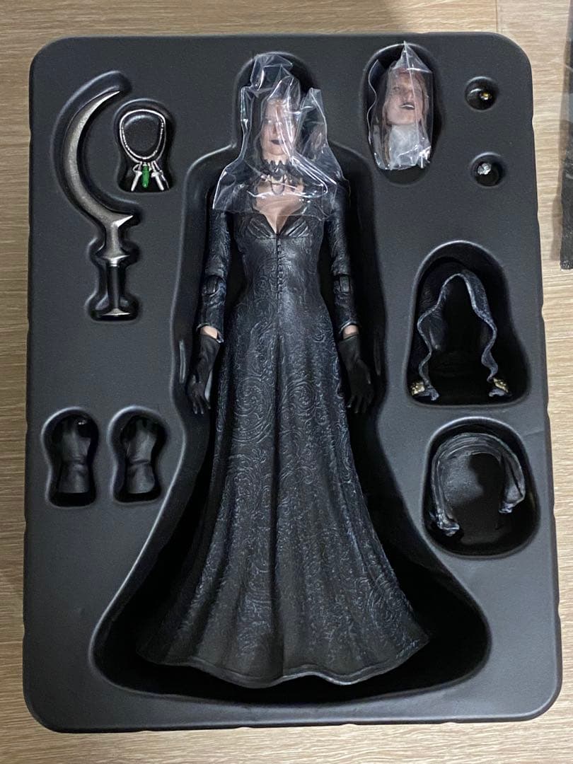 PATRIOT バイオハザード ヴィレッジ カサンドラ 　(ダニエラ)