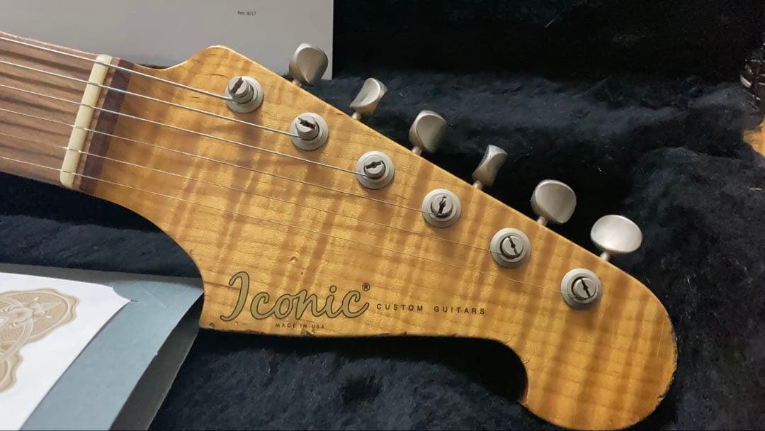 ギター iconic guitars Vintage Modern 62S HR