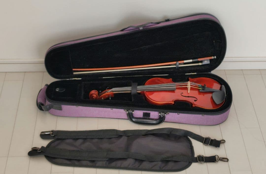 1/2バイオリン GRAZIOSO GV-3H・弓・ケース付き