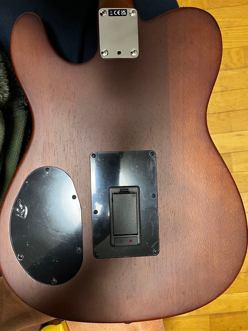 ギター Fender Acoustasonic