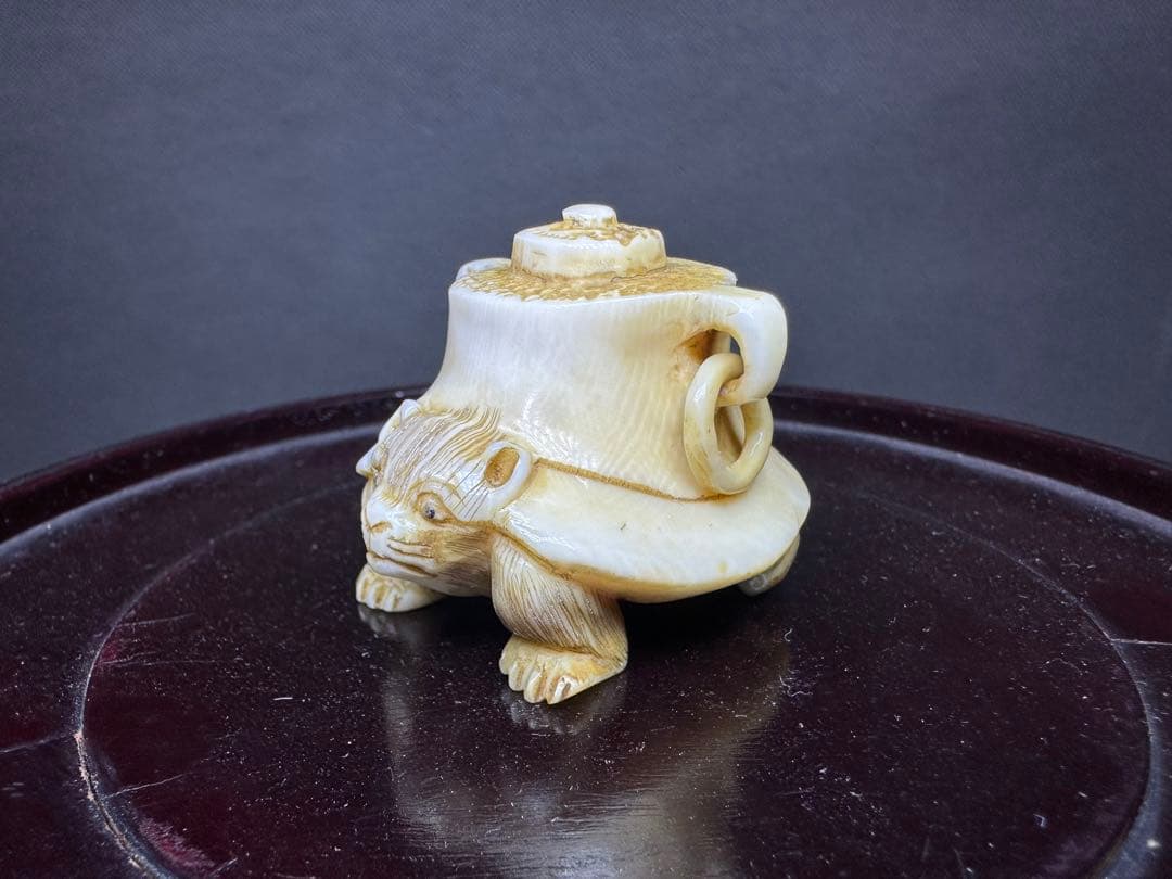 根付　アンティーク　日本昔話　分福茶釜　狸　置物　骨董　飾り物根付　古美術品