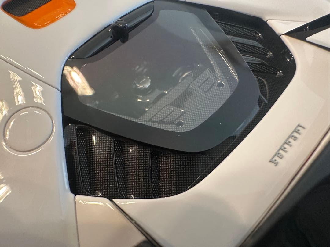 UB MODEL 1/18 フェラーリ SF 90 XX 限定20台 ミニカー