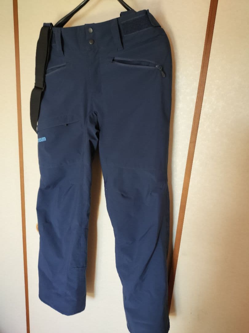 ノア厶　スキーウエア上下セット