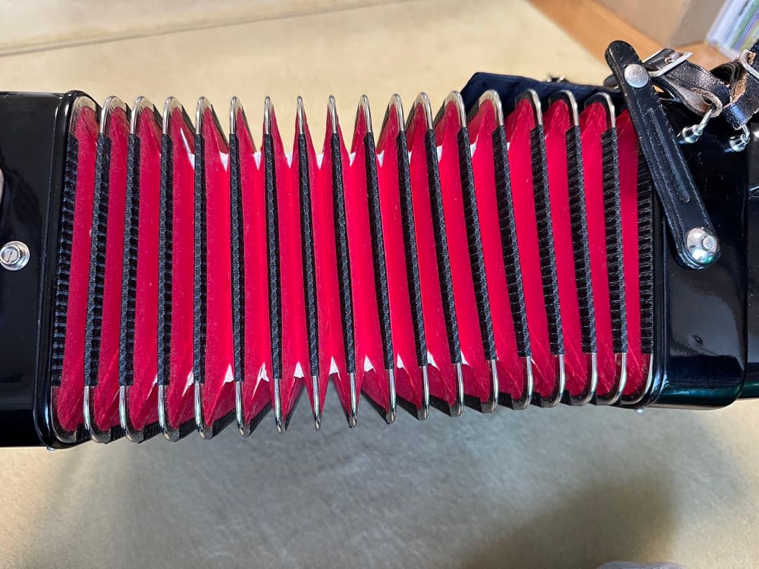 GUERRINI アコーディオン 黒