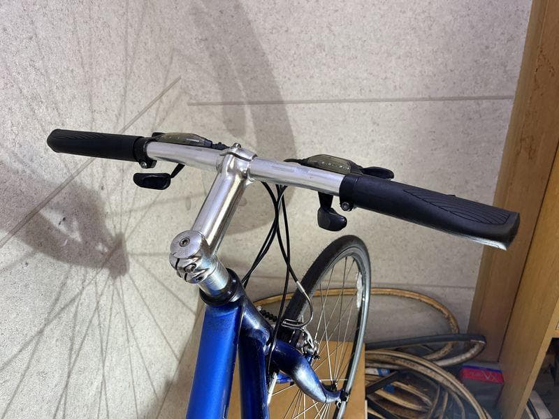 GIANT ESCAPE R3 クロスバイク sizeM　ブルーカラー