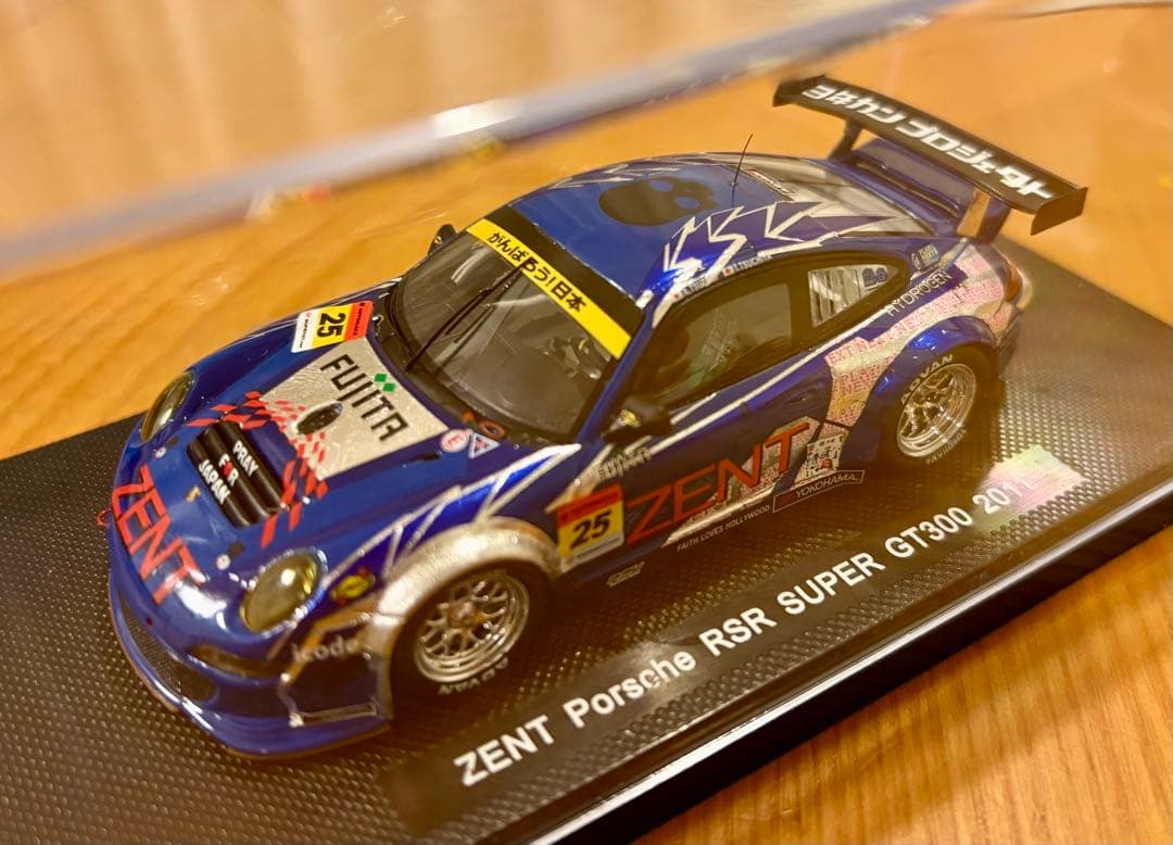 【EBBRO】ZENT Porsche RSR SUPER GT300 1/43