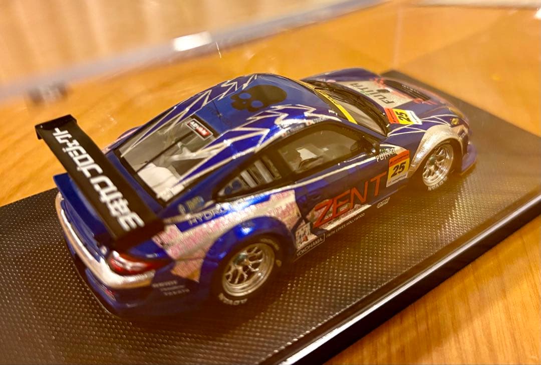 【EBBRO】ZENT Porsche RSR SUPER GT300 1/43