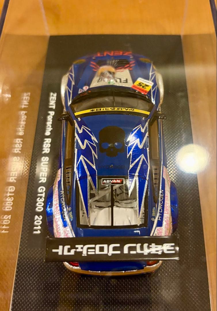 【EBBRO】ZENT Porsche RSR SUPER GT300 1/43