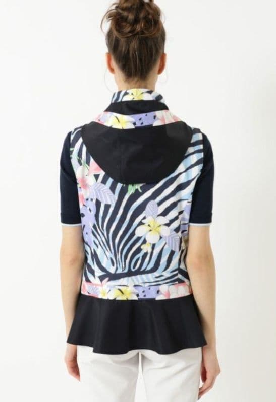 LEONARD SPORT ベスト