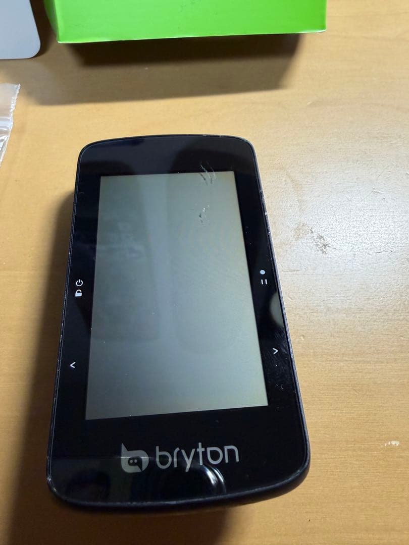 Bryton Rider 750 SE GPSバイクコンピューター マウント付き