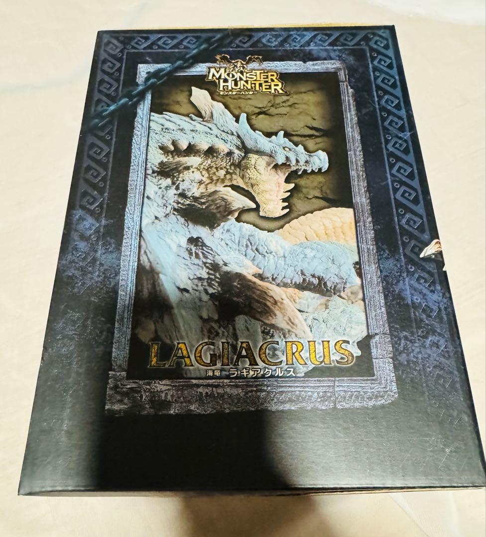 新品・未開封　白海竜ラギアクルス亜種　クリエイターズモデル　モンスターハンター