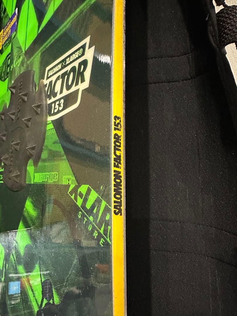 美品　SALOMON XLARGE スノーボード 153cm ケース付