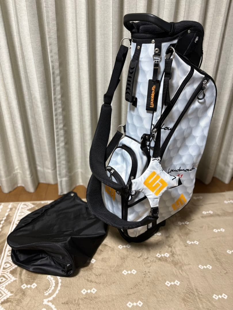 LoudMouth キャディバッグ
