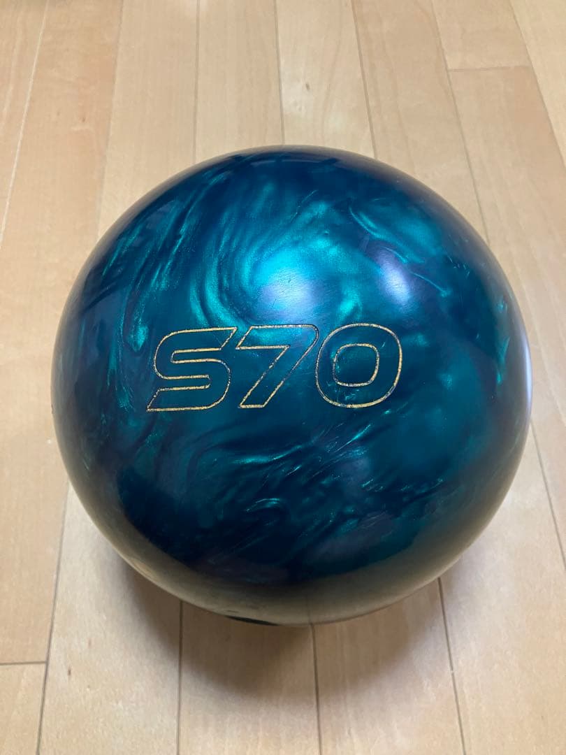 【900グローバル】ウルヴァリンダークモス　ボウリングボール１５ポンド