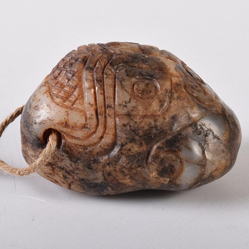 中国　玉石彫刻　漢詩刻　根付　紙鎮　置物　C　8331E