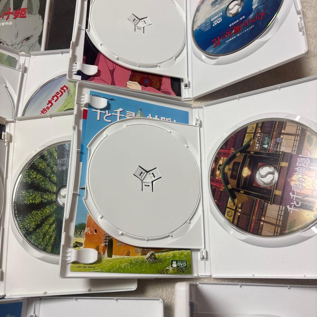 専用ジブリ　dvd 9作品　美品　特典dvd ケース付き