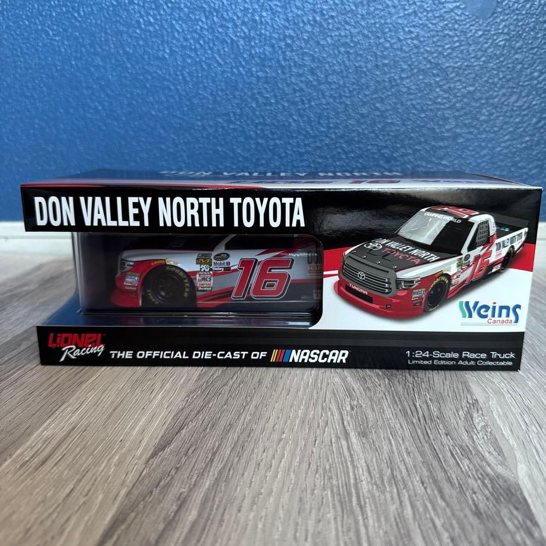 LiONEL Racing veins  トヨタ　タンドラ