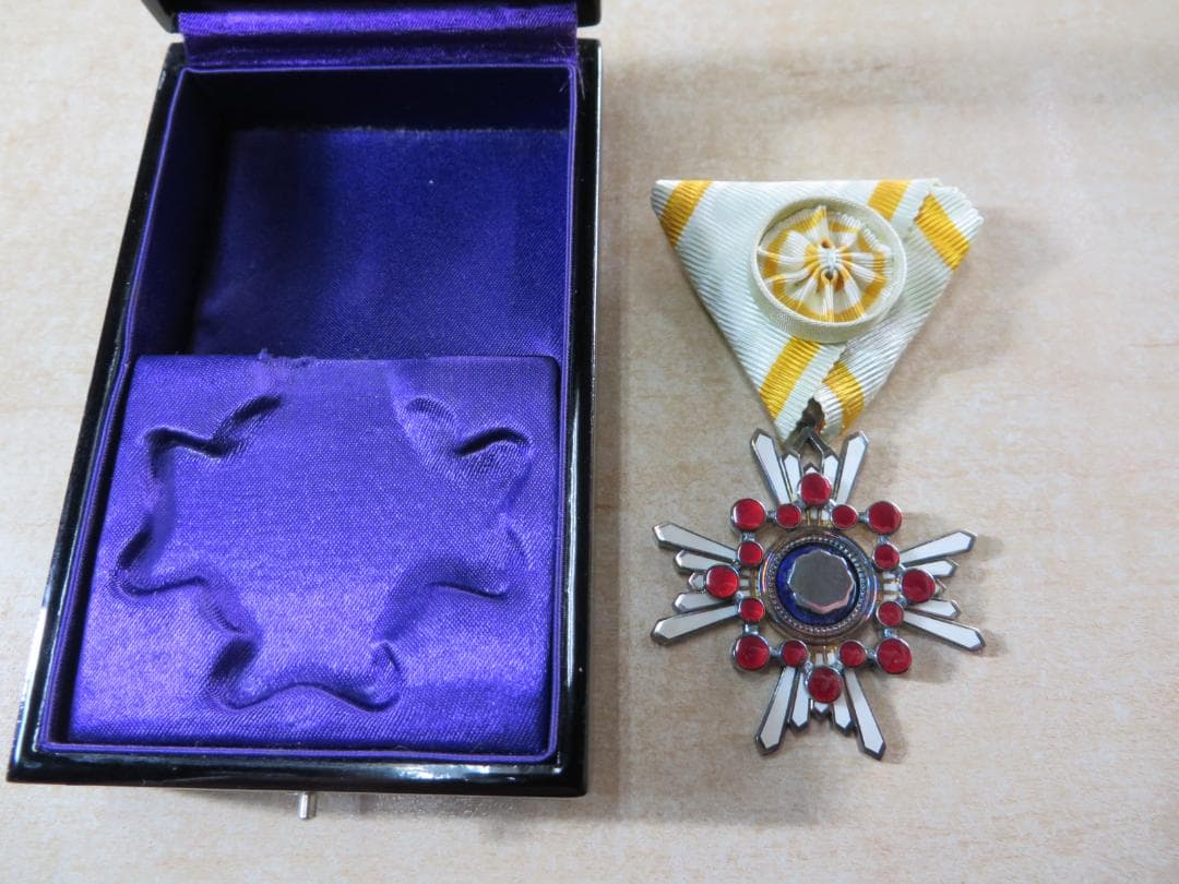 勲章　勲四等瑞宝章