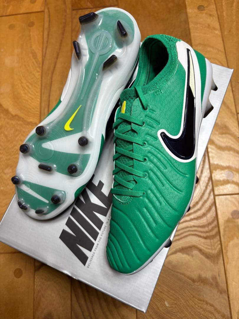 新品　大特価　限定品　ナイキ　レジェンド 10 エリート FG LV8 25cm