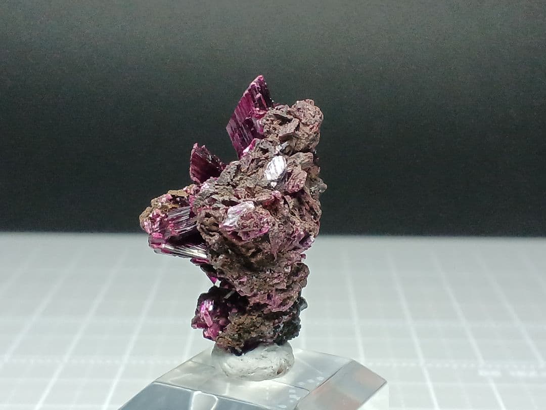 だいき　エリスライト　原石　コバルト華　鉱物標本