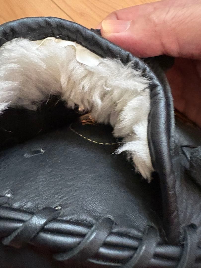 黒PUレザー軟式グローブ子供用とミズノキャッチャーミット本革製大人用ほぼ未使用品