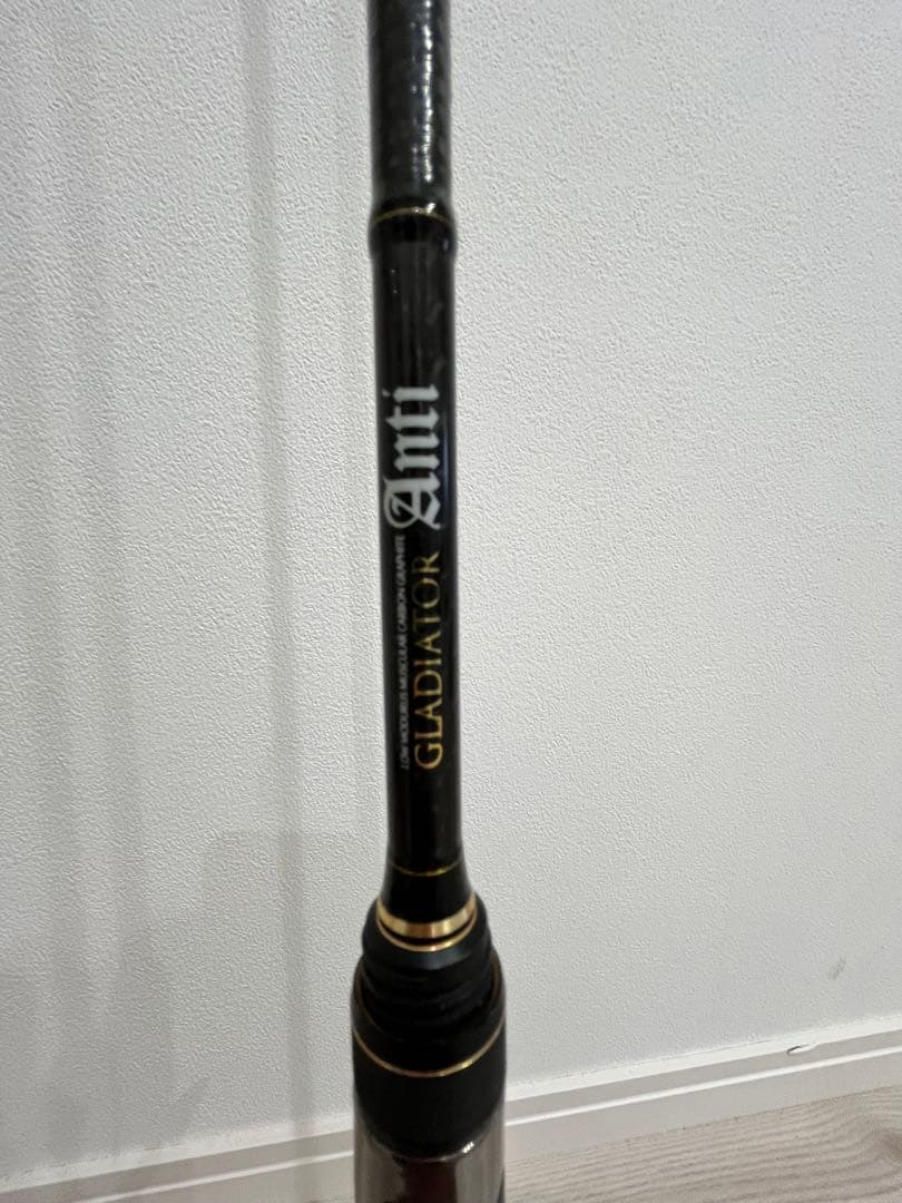 レイドジャパン　グラディエーターアンチ　トリッカー