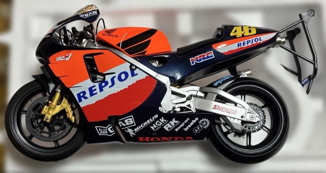 WORLD CHAMPIONSHIP HONDA RC 2II バイクフィギュア