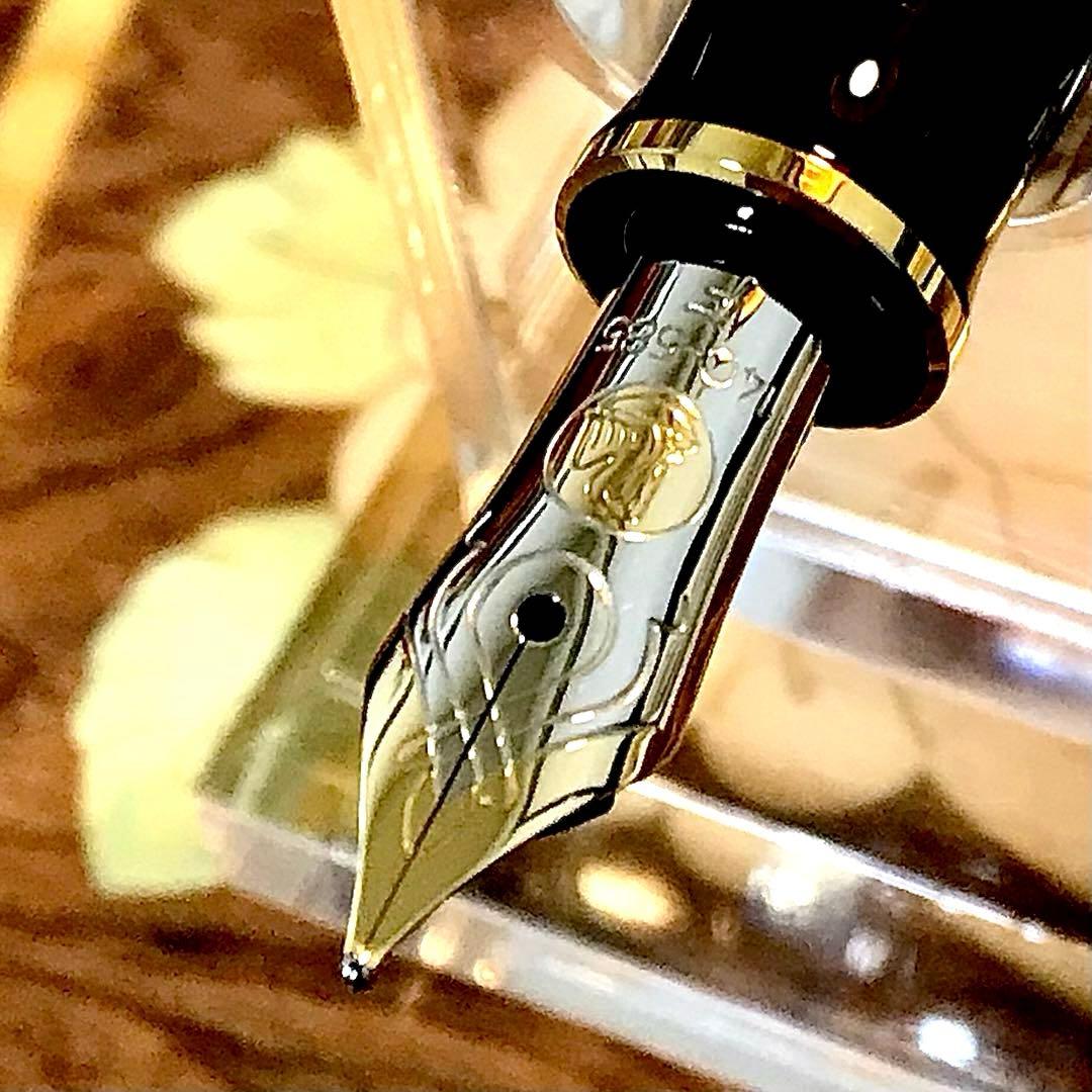 ☆超お勧め☆美しいペリカン万年筆M400ブルー縞(Ｆ)