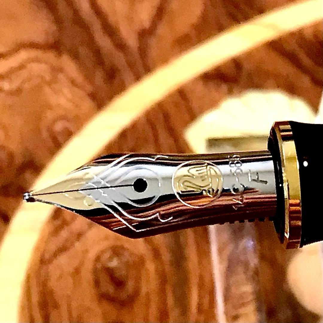 ☆超お勧め☆美しいペリカン万年筆M400ブルー縞(Ｆ)