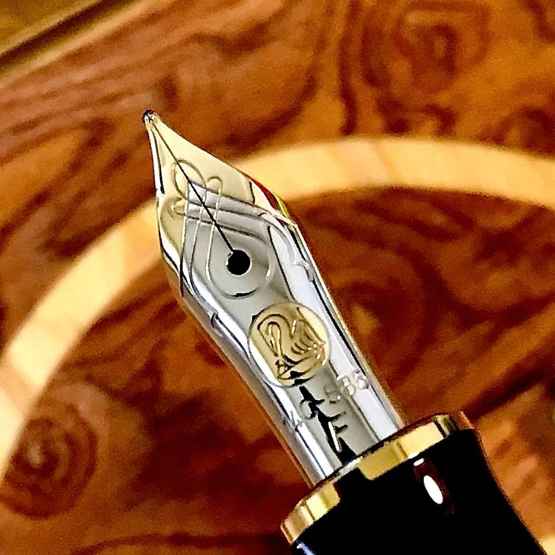 ☆超お勧め☆美しいペリカン万年筆M400ブルー縞(Ｆ)