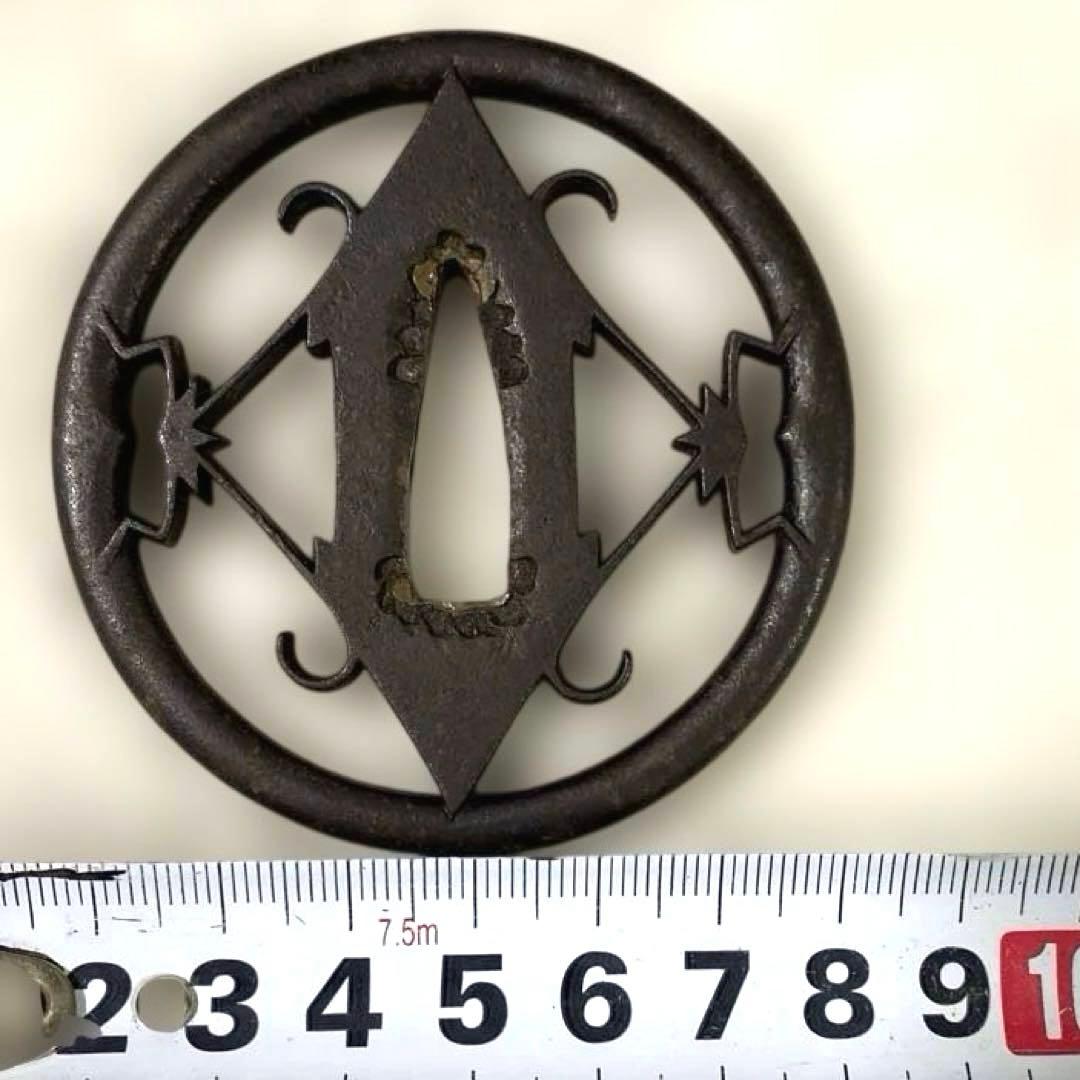 B-82 鍔　武具　刀装具　日本　骨董品　時代物　美術品　工芸品