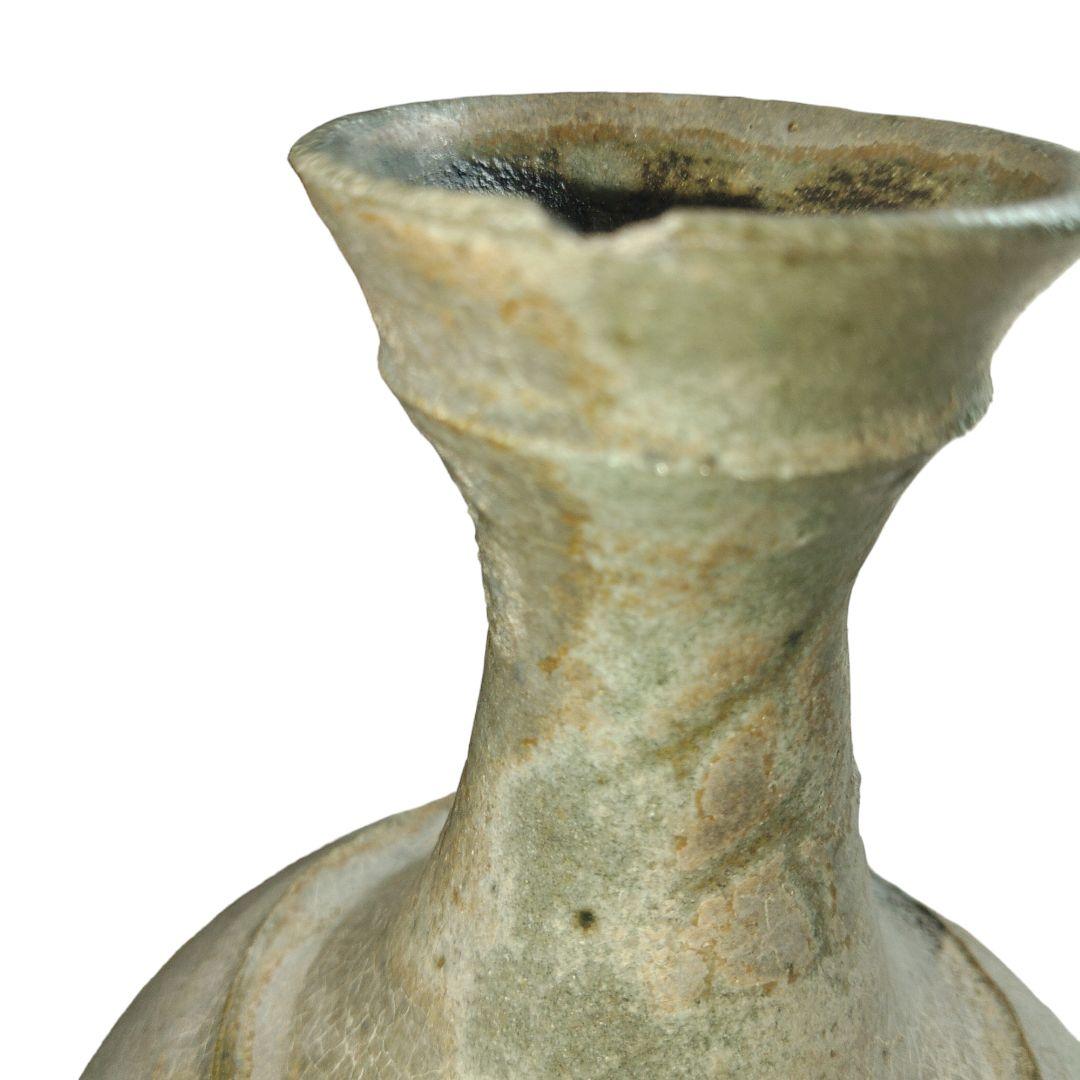 李朝　灰釉突帯付壺　花瓶　置物