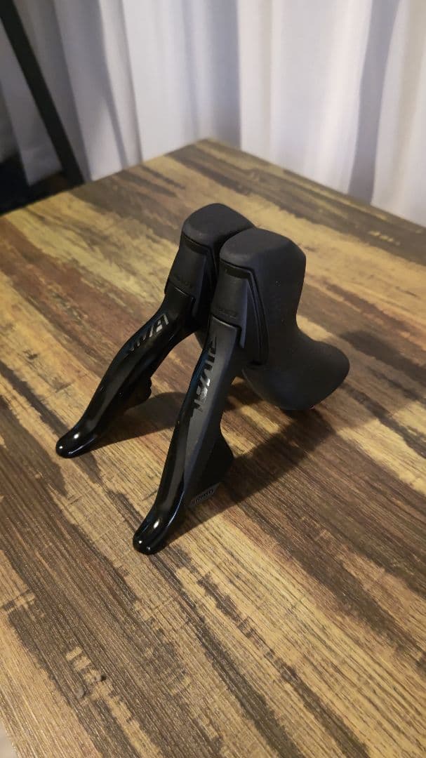 SRAM RIVAL eTap AXS 12速