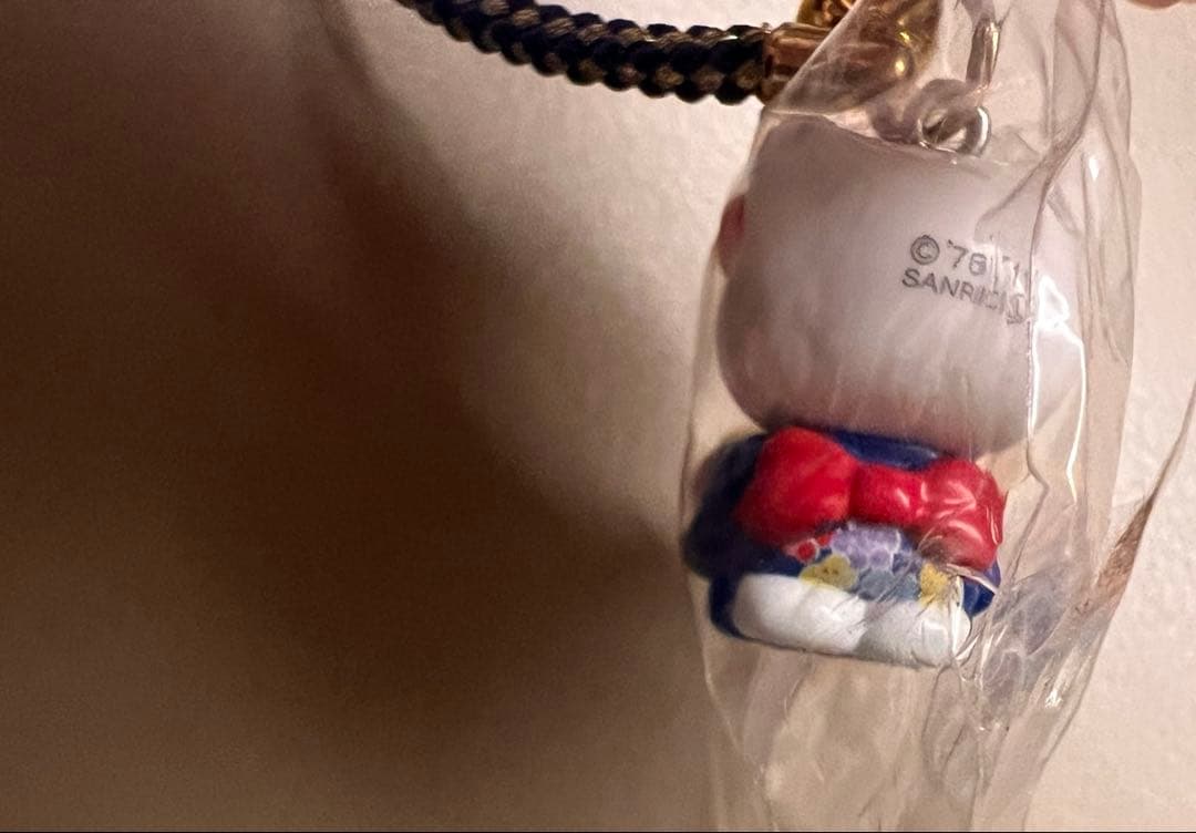 激レア【ご当地キティ】岡山限定　きびだんご　根付け　ストラップ